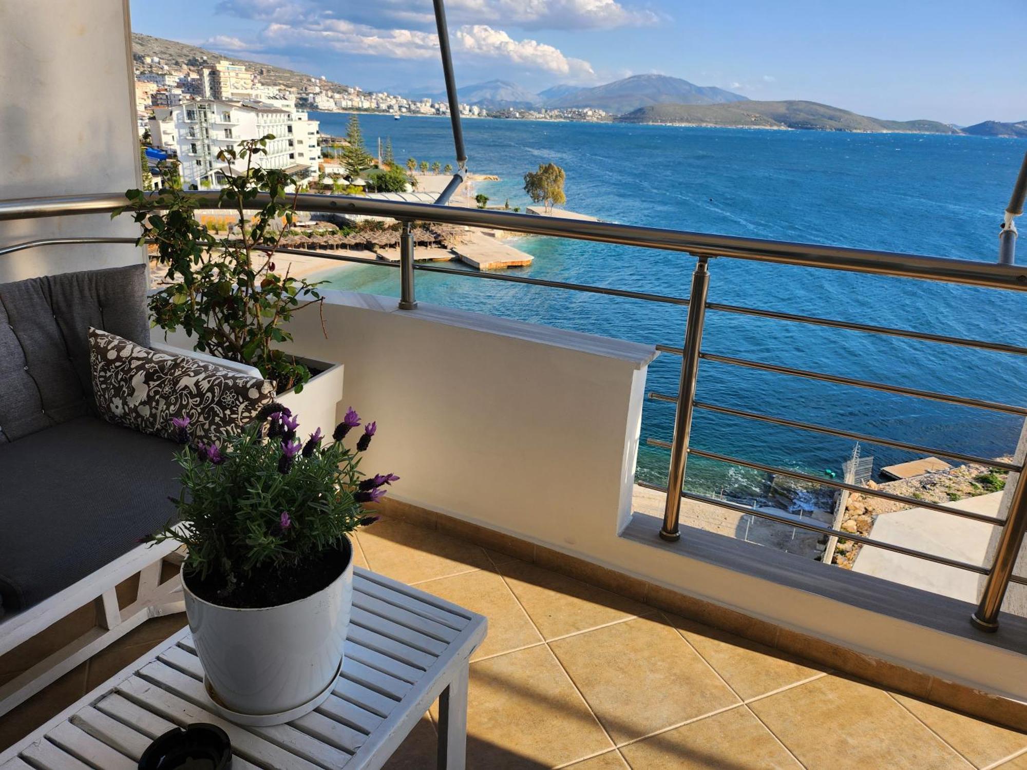Alpha Seaside Apartment Saranda Zewnętrze zdjęcie